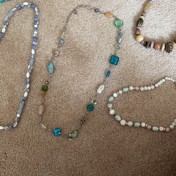 Assorted necklaces, earrings & bracelets - Picture 13 of 13
